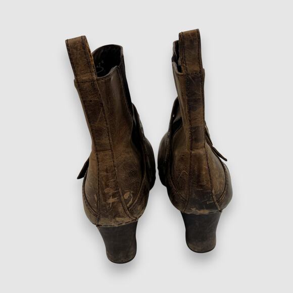 Dansko Brown Distressed Leather Studded Heeled Clog Boots Size 38 - Picture 4 of 9